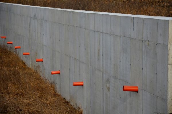 Cost of Concrete Wall Installation in Garland