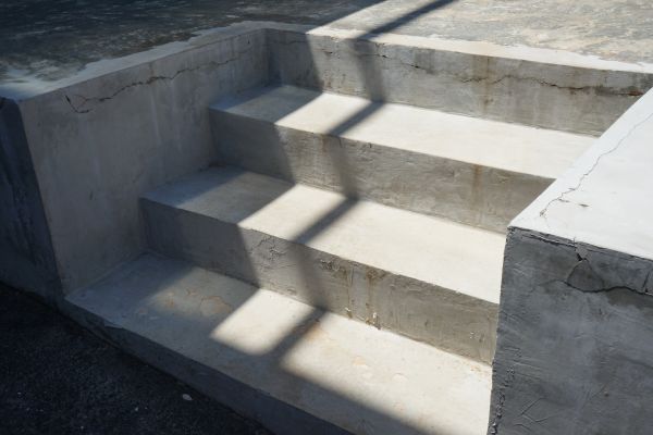 Cost of Cement Steps Replacement in Garland