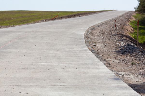 Cost of Driveway Cementing in Garland