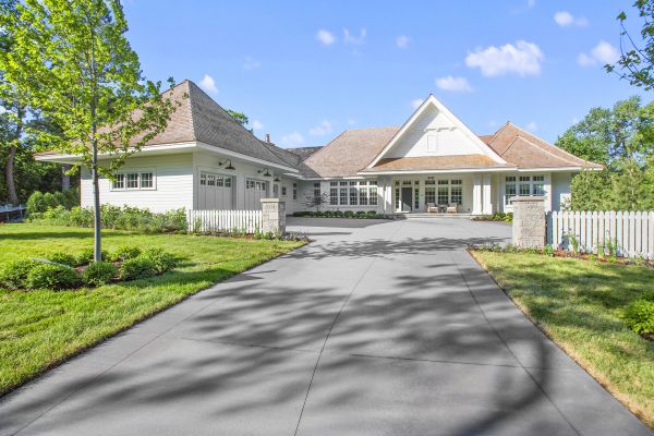 Cost of Driveway Concreting in Garland
