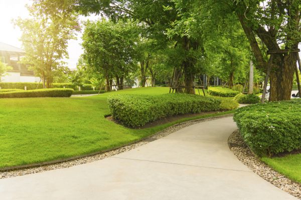 Cost of Walkway Concrete Installation in Garland