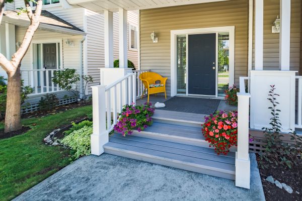 Cost of Entryway Steps Replacement in Garland