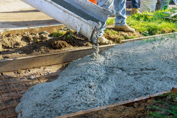 Cost of Driveway Concrete Pouring in Garland