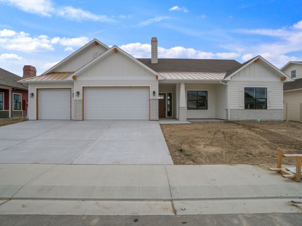 Cost of Driveway Apron Paving in Garland