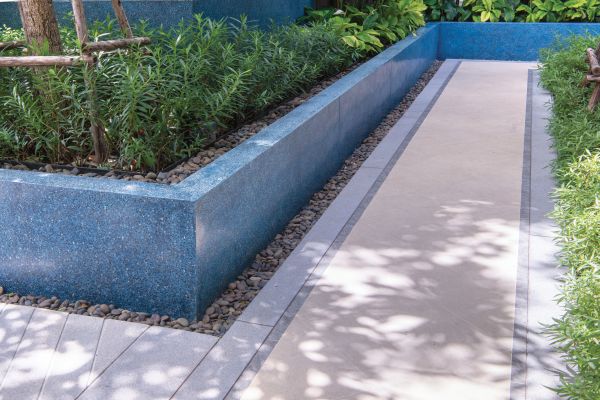Cost of Outdoor Walkway Construction in Garland