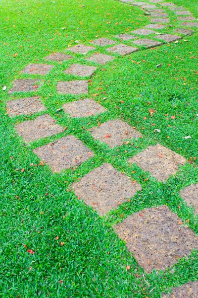 Cost of Backyard Pathway Construction in Garland